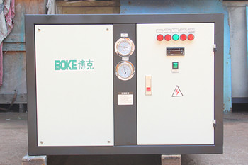 為什么工業(yè)冷水機會出現(xiàn)跑油現(xiàn)象？