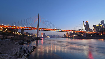 重慶東水門長江大橋