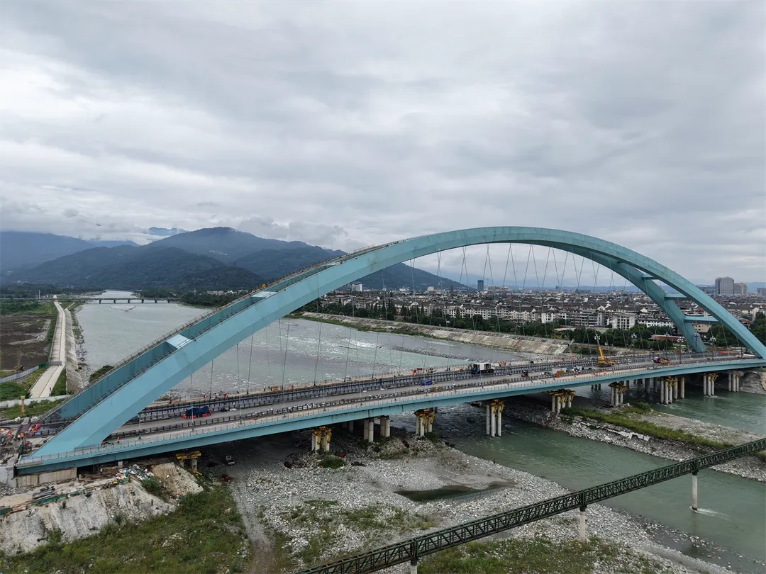 微信圖片_2025-10-13_100522_927 微信圖片_2025-10-13_100522_927