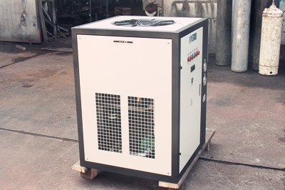 工業(yè)冷水機廠哪家比較好？